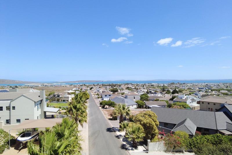 5 Bedroom Property for Sale in Country Club Western Cape